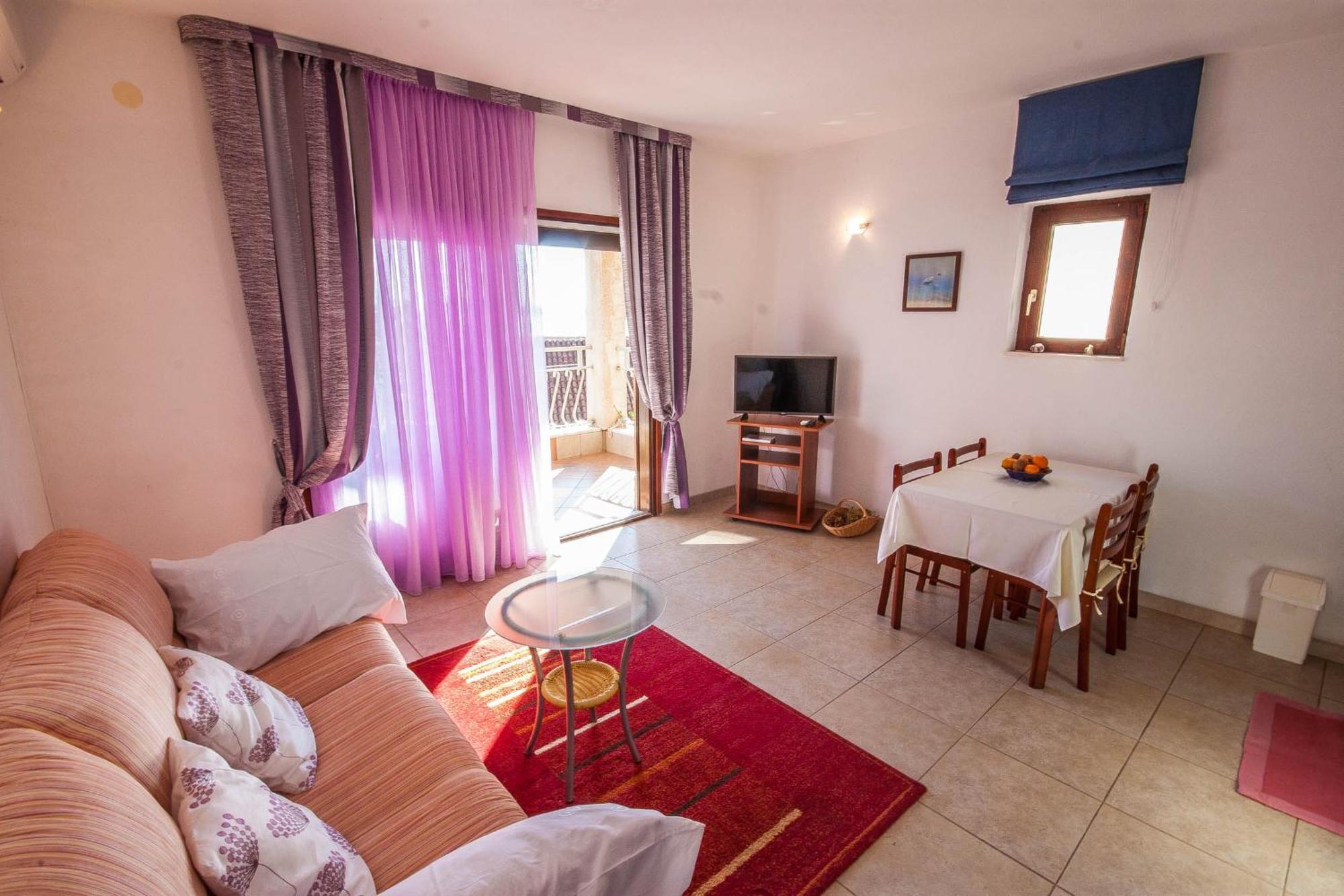 Apartments Rosanda Pakostane Ngoại thất bức ảnh